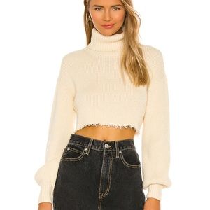 NWT • CREAM CROPPED TURTLENECK FROM L’ACADEMIE
